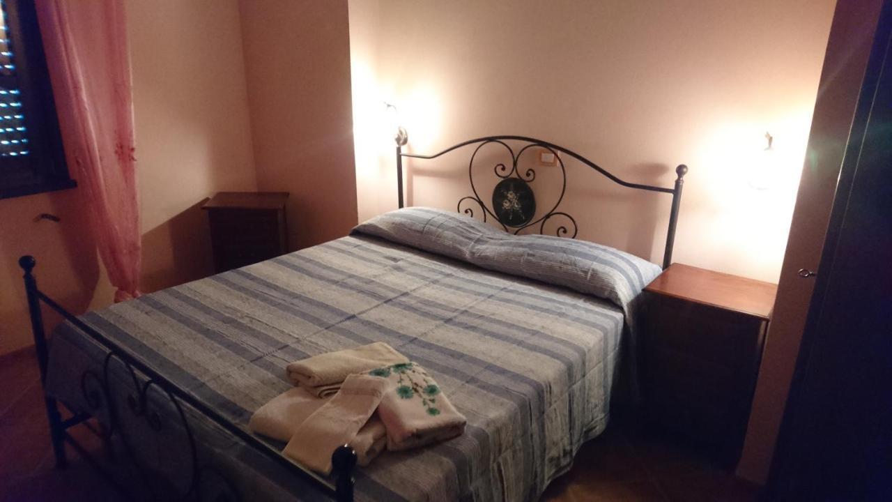 B&B Mony E Nico 리올라사르도 외부 사진